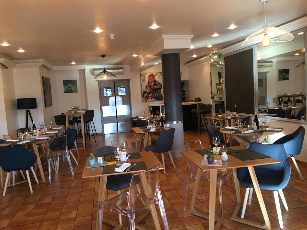 A La Maison Hotel Restaurant Лакон Екстериор снимка